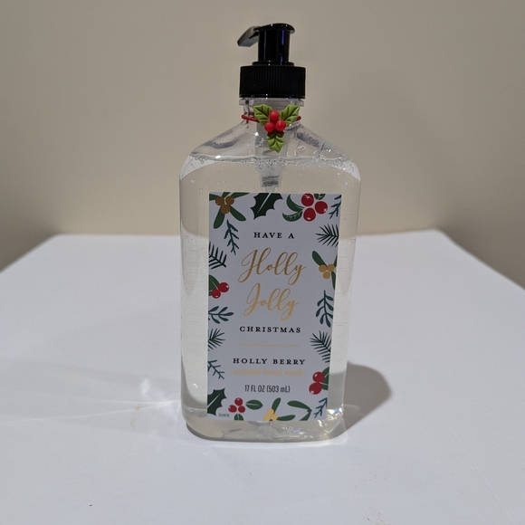 NEW Home & Body Co. Holly Berry Scented Hand Soap. Size 17 Oz. Christmas Theme - Picture 1 of 5